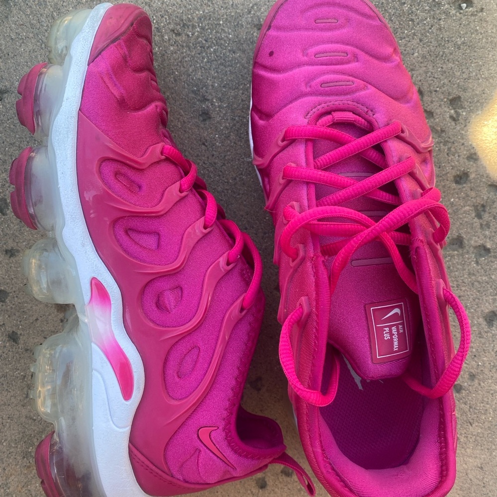 Nike Women's Sneakers in Bold Pink
